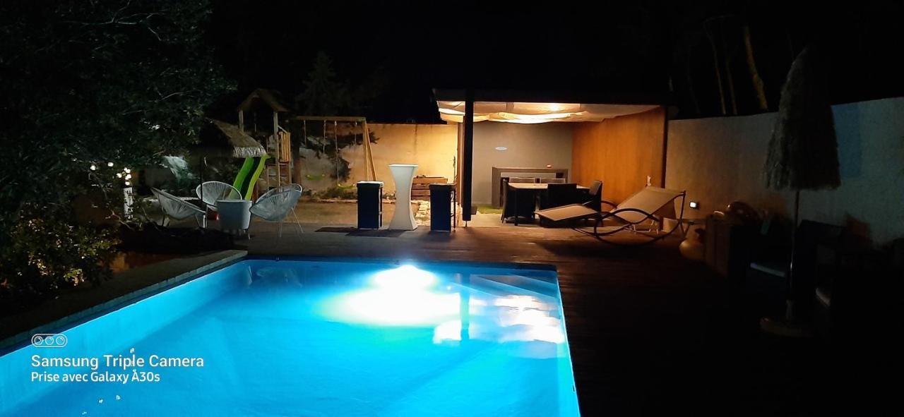 La Cigale Et La Fourmi Appartement Nîmes Buitenkant foto