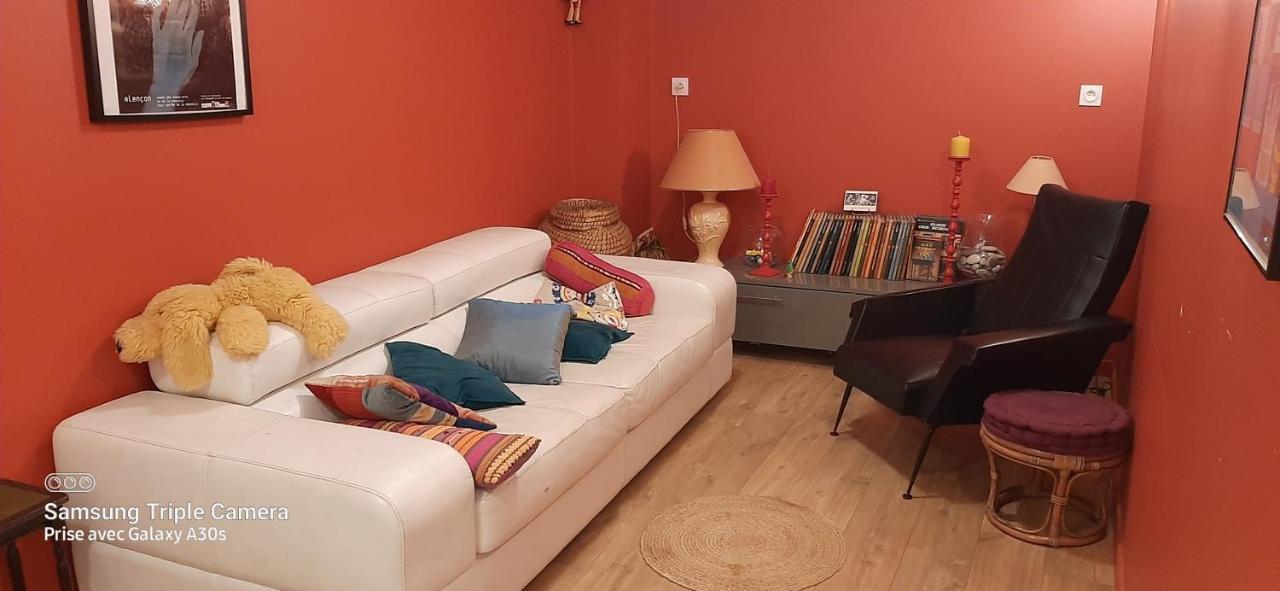 La Cigale Et La Fourmi Appartement Nîmes Buitenkant foto